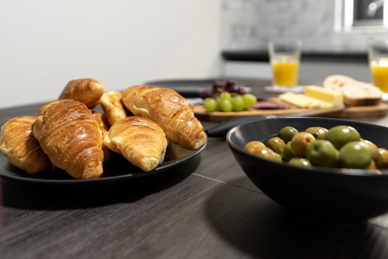 Exquisite Cardiff Apartments- With Garden Lounge & Games Room Luaran gambar